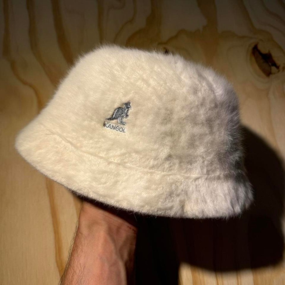 Fur kangol hat